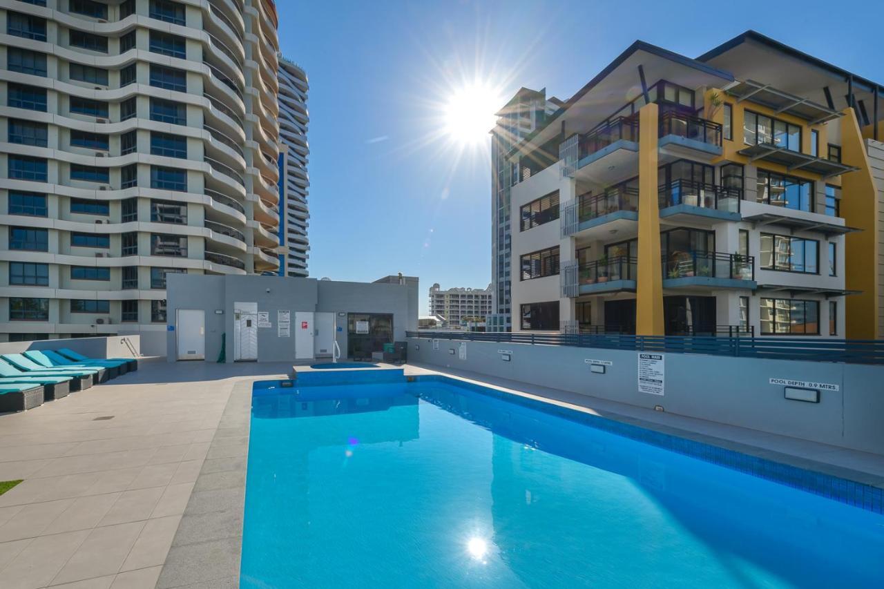 Victoria Square Apartments Гоулд Коуст Екстериор снимка